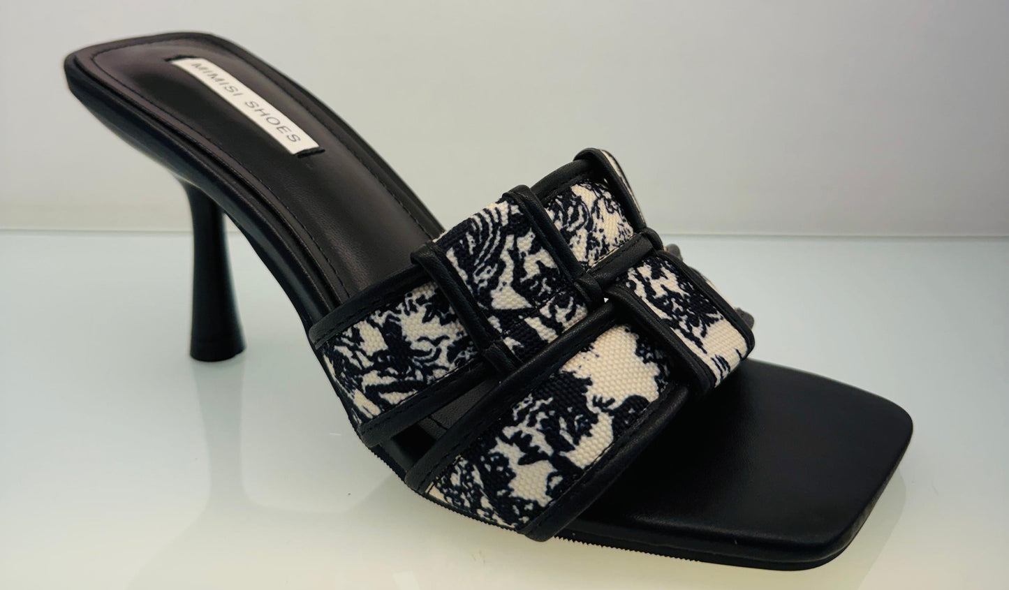 SANDAL