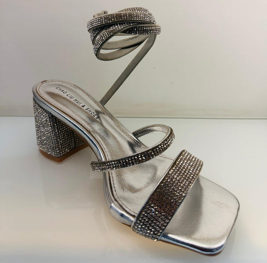 SANDAL